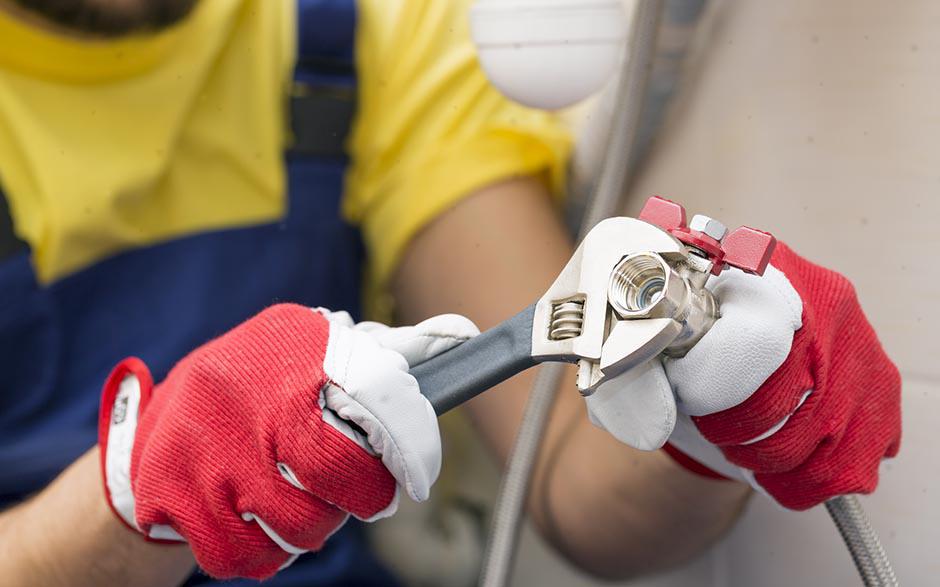 cherche plombier chauffagiste Jouy-le-Moutier